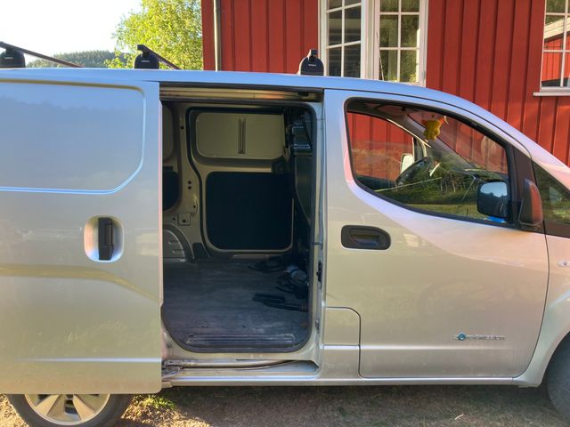 2019 NISSAN E-NV200 - 9