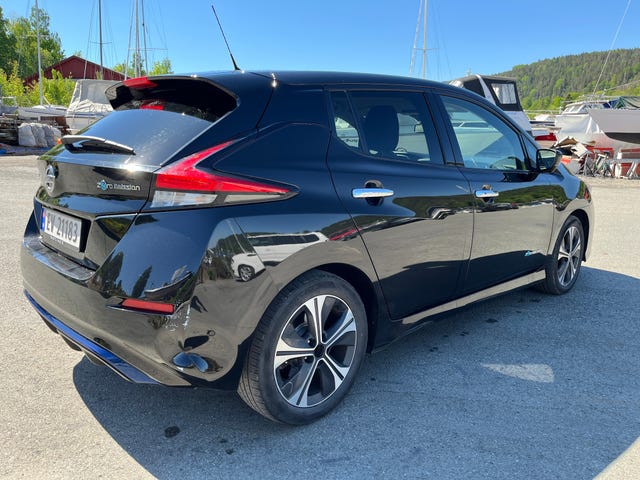 SJNFAAZE1U0029717 2018 NISSAN LEAF-3