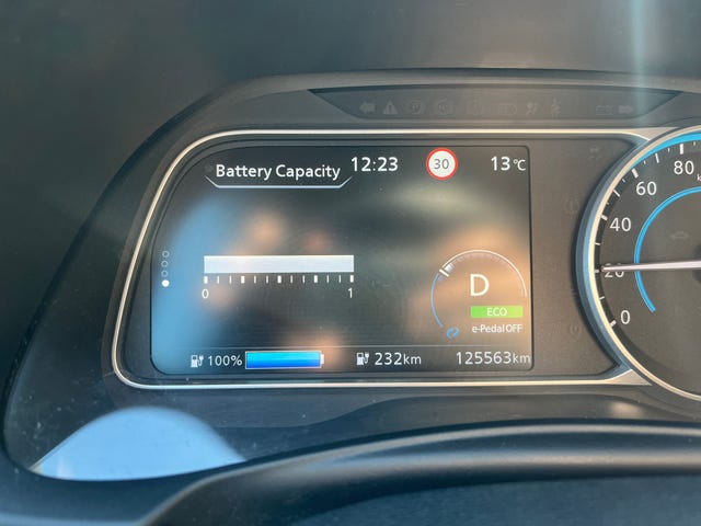 2018 NISSAN LEAF - 8