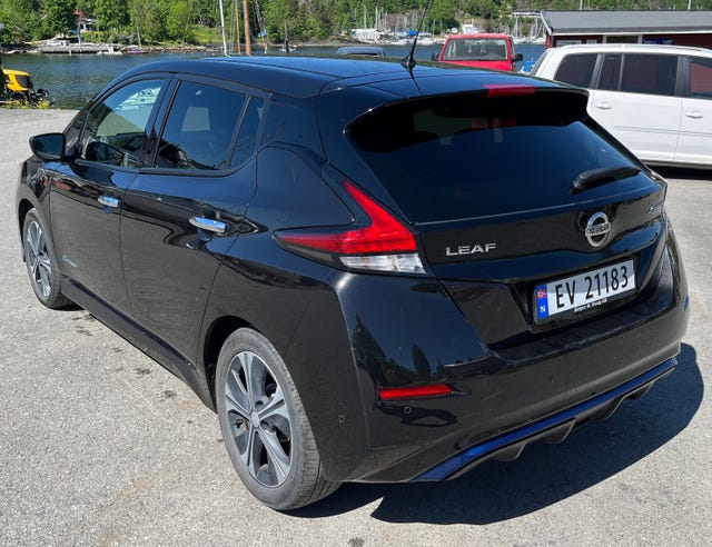 SJNFAAZE1U0029717 2018 NISSAN LEAF-2