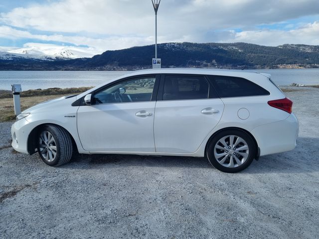 2013 TOYOTA AURIS - 4