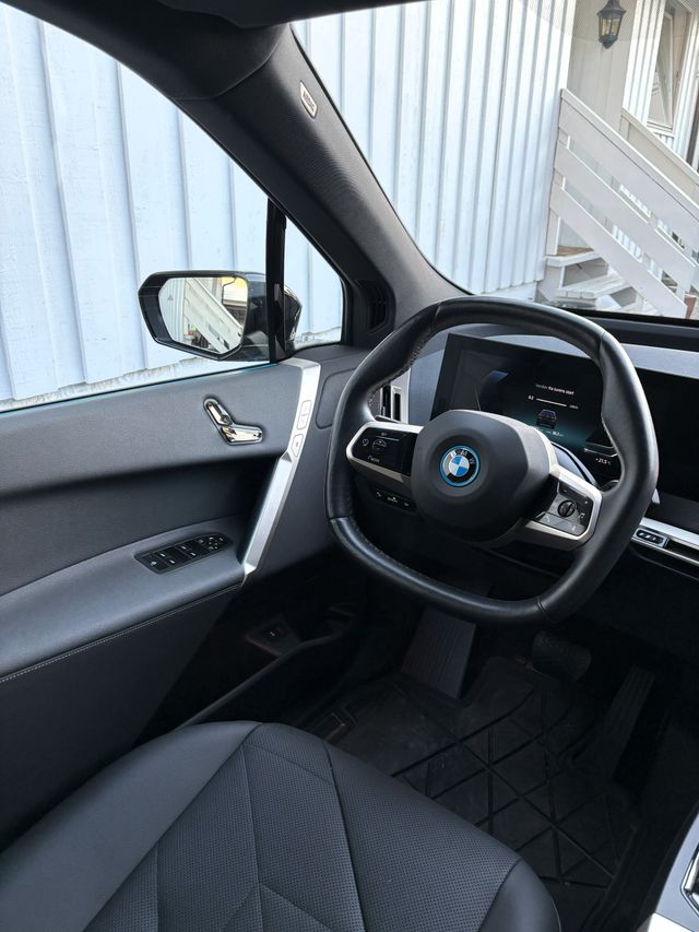 2022 BMW IX XDRIVE 40 - 35