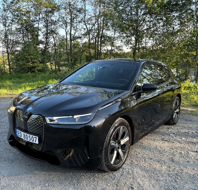 2022 BMW IX XDRIVE 40 - 24