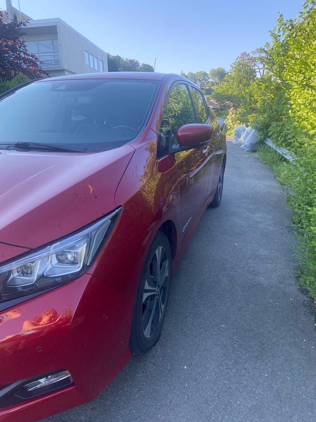 SJNFAAZE1U0025981 2018 NISSAN LEAF-5