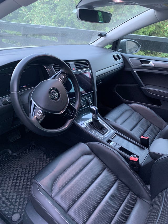 2019 VOLKSWAGEN GOLF - 10