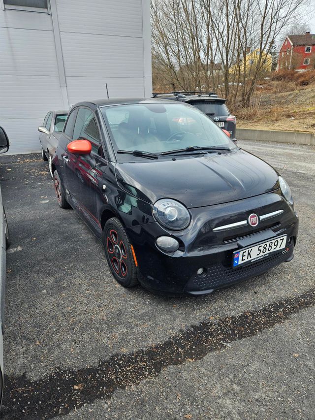 2014 FIAT 500 - 19