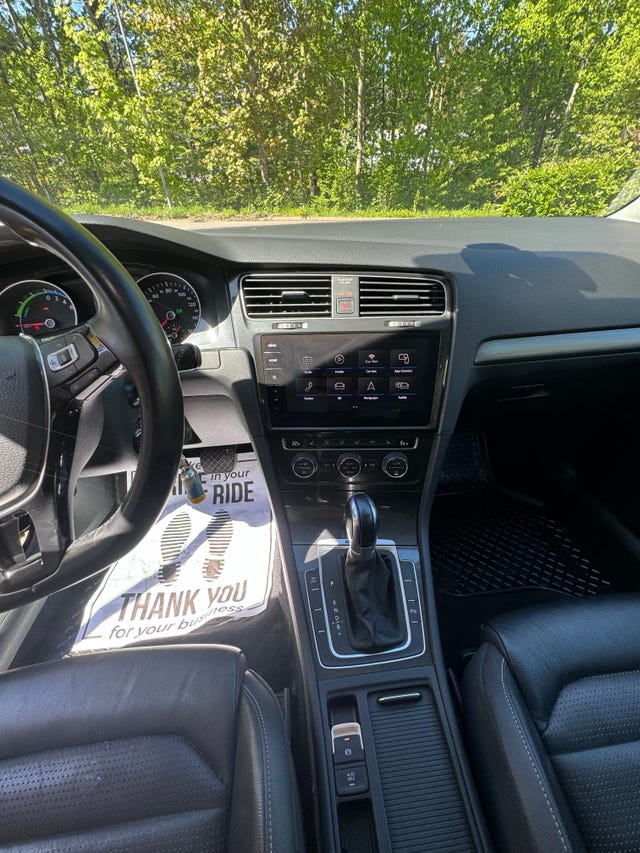 2018 VOLKSWAGEN GOLF - 11