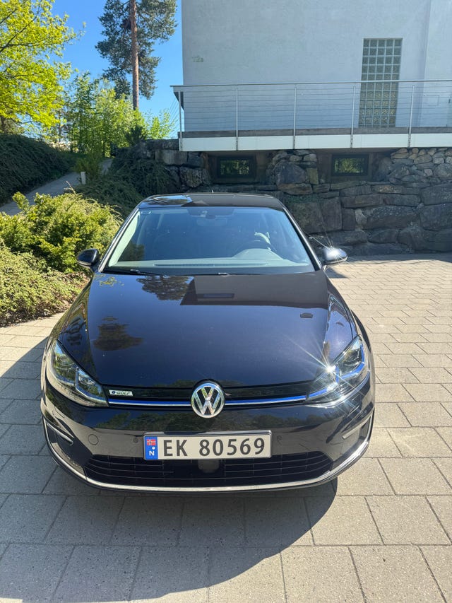 WVWZZZAUZJW910339 2018 VOLKSWAGEN GOLF-2