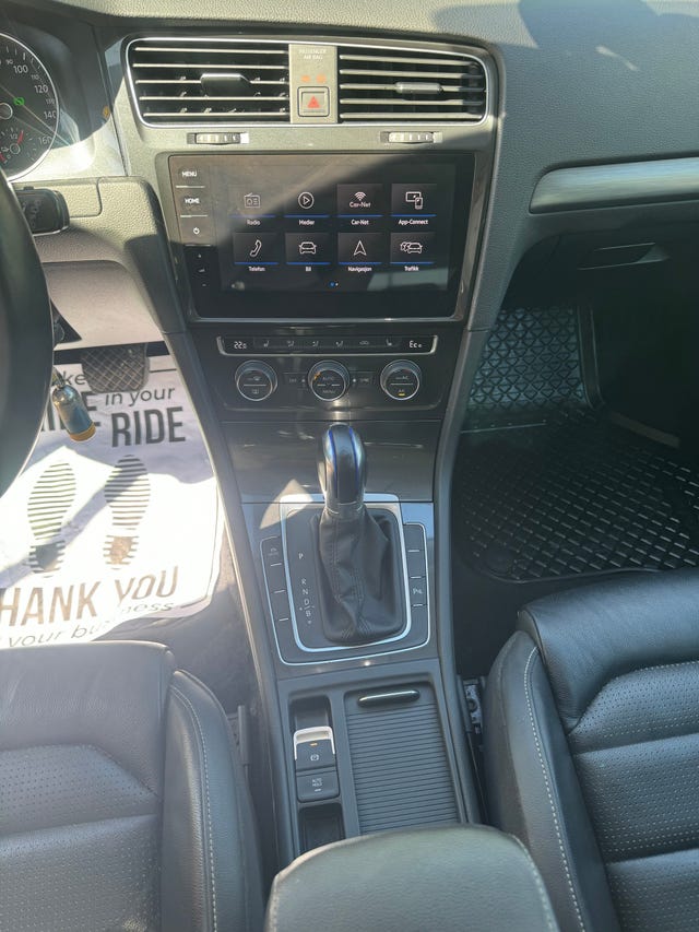 WVWZZZAUZJW910339 2018 VOLKSWAGEN GOLF-3