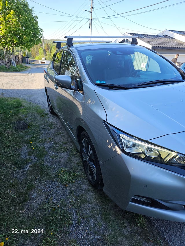 SJNFAAZE1U0024143 2018 NISSAN LEAF-3