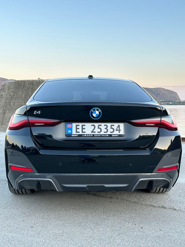 2022 BMW I4 - 1