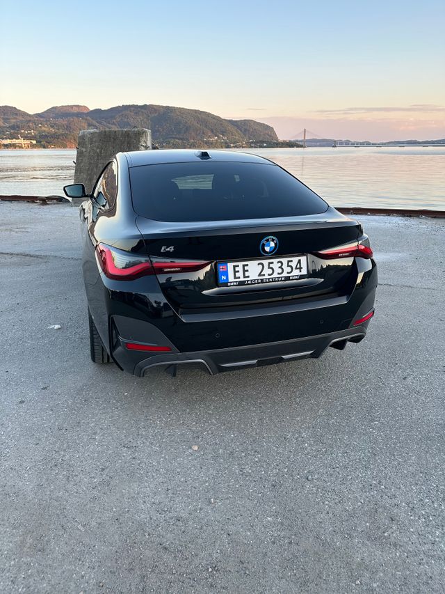 2022 BMW I4 - 3