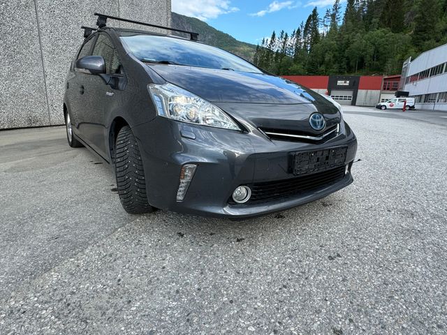 2012 TOYOTA PRIUS+ SEVEN - 13