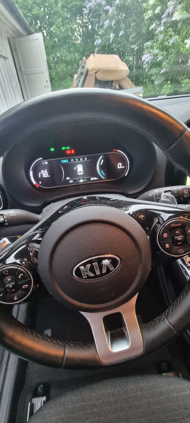 2020 KIA SOUL - 9