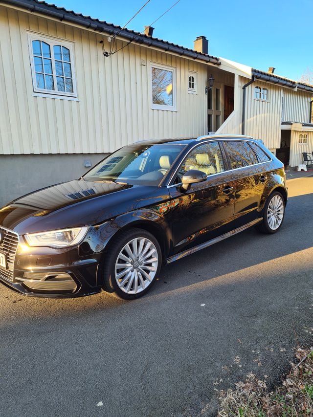 2015 AUDI A3 - 11