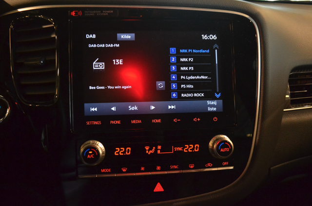 2020 MITSUBISHI OUTLANDER - 19