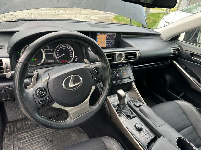 2014 LEXUS IS - 9