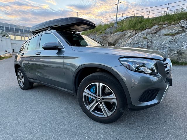 WDC2539541V005831 2017 MERCEDES-BENZ GLC-3