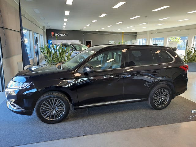 JMBXDGG3WLZ027567 2020 MITSUBISHI OUTLANDER-0