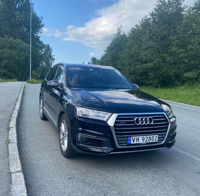 2018 AUDI Q7 - 1