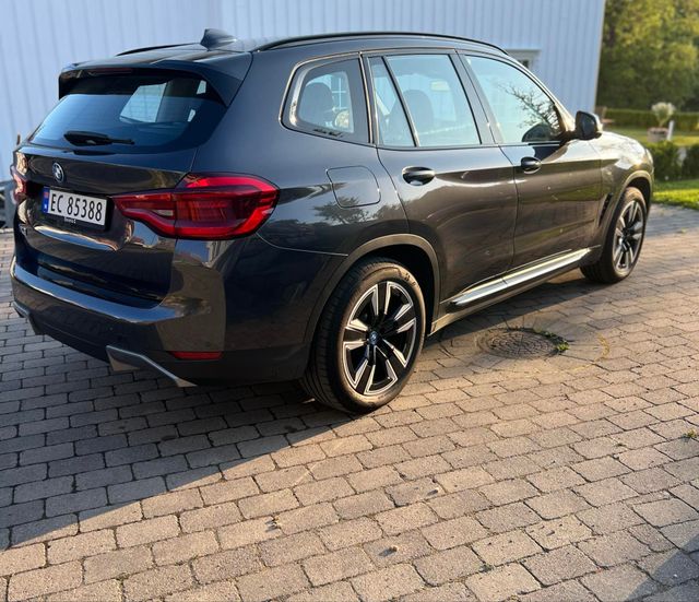 WBY7X4103MS083612 2021 BMW IX3-3