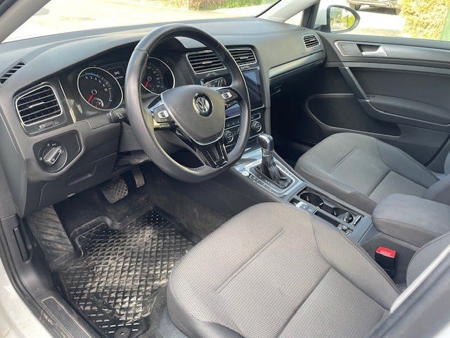 2019 VOLKSWAGEN GOLF - 9