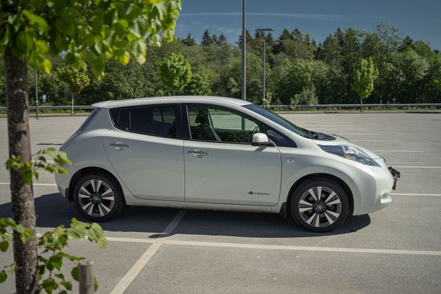 2016 NISSAN LEAF - 4