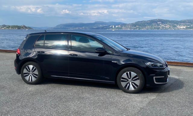 WVWZZZAUZJW903664 2018 VOLKSWAGEN GOLF-5