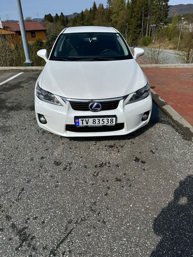 JTHKD5BHX02028761 2012 LEXUS CT200H-1