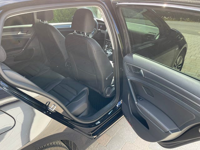 2019 VOLKSWAGEN GOLF - 14