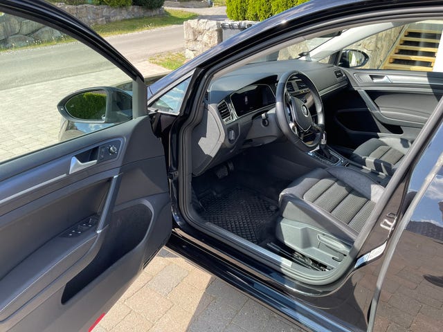 2019 VOLKSWAGEN GOLF - 9