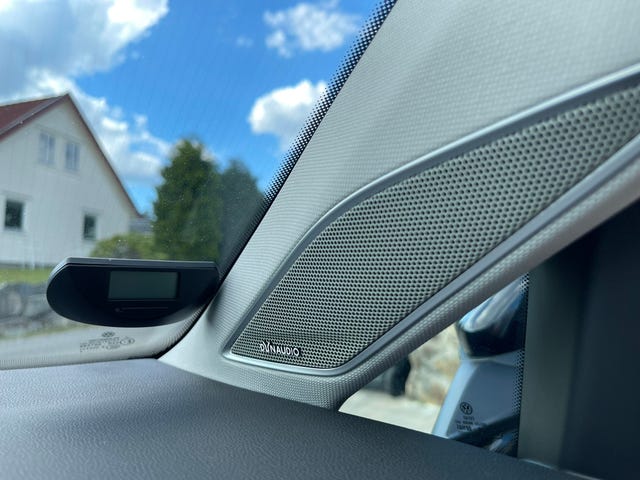 2019 VOLKSWAGEN GOLF - 32