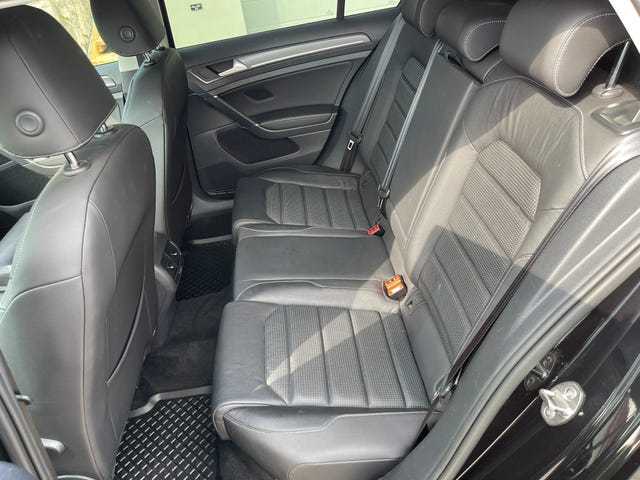 2019 VOLKSWAGEN GOLF - 17