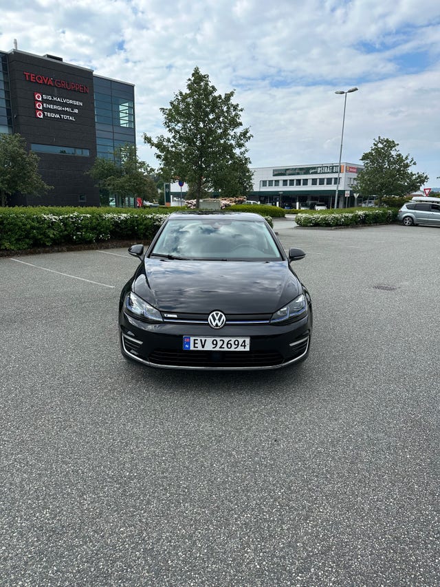 WVWZZZAUZK8912891 2019 VOLKSWAGEN GOLF-1