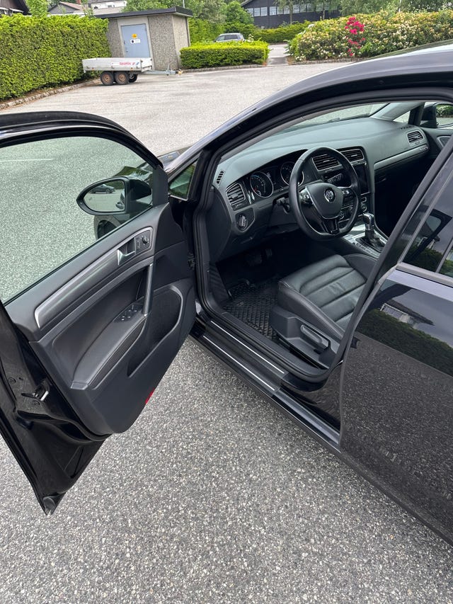 2019 VOLKSWAGEN GOLF - 14