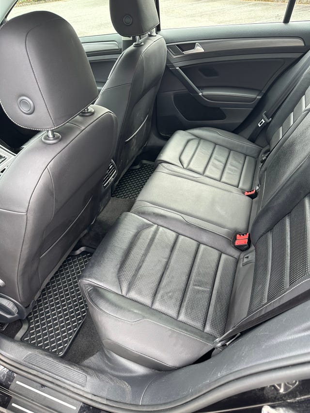 2019 VOLKSWAGEN GOLF - 25