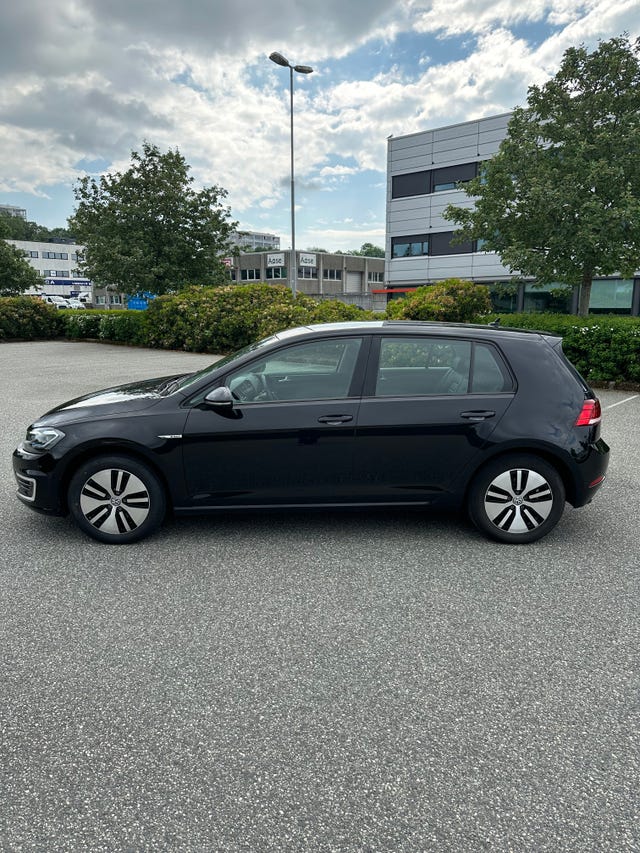 WVWZZZAUZK8912891 2019 VOLKSWAGEN GOLF-4