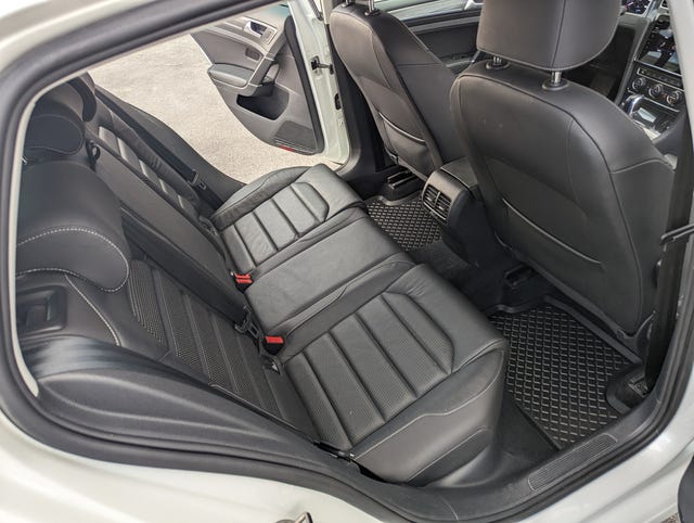 2018 VOLKSWAGEN GOLF - 11