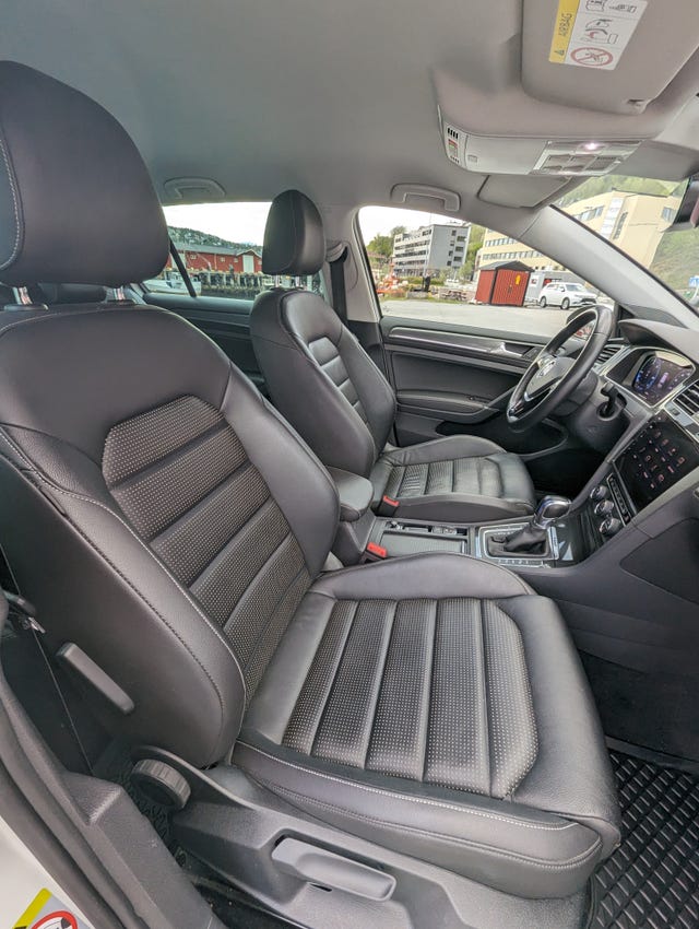 2018 VOLKSWAGEN GOLF - 9