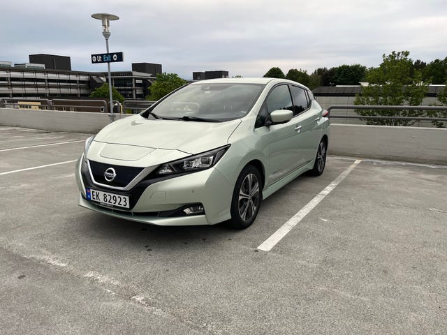 SJNFAAZE1U0007614 2018 NISSAN LEAF-0
