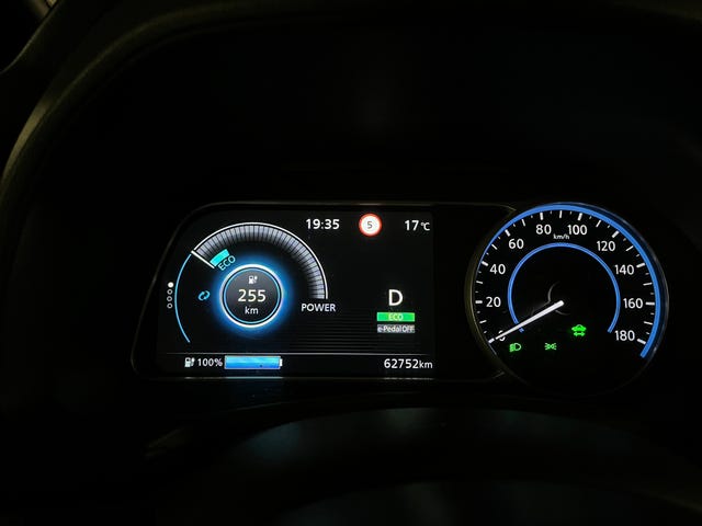 SJNFAAZE1U0007614 2018 NISSAN LEAF-3