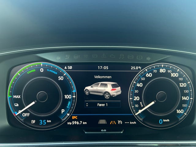 2019 VOLKSWAGEN GOLF - 16