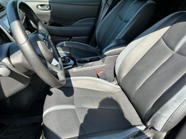 2021 NISSAN LEAF - 7