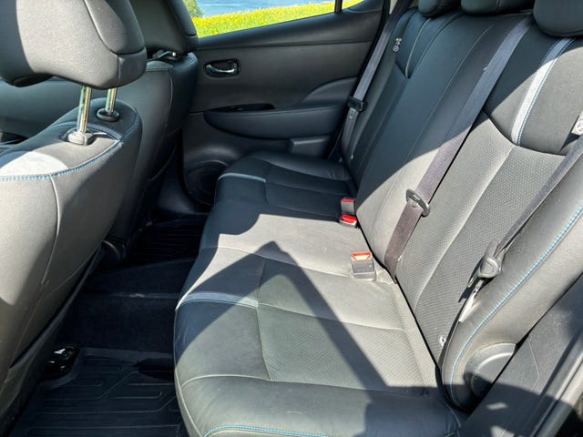 2021 NISSAN LEAF - 8