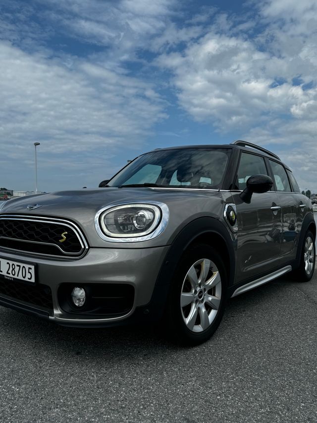 WMWYU7102J3E31311 2018 MINI COUNTRYMAN-0