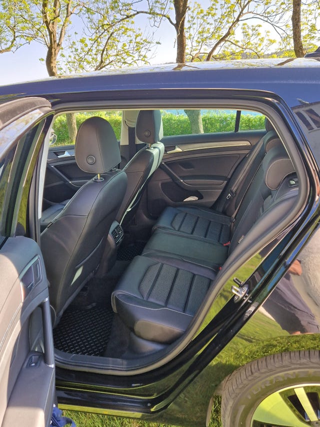WVWZZZAUZJ8910098 2018 VOLKSWAGEN GOLF-4