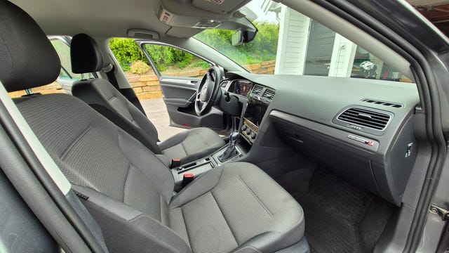 2019 VOLKSWAGEN GOLF - 13