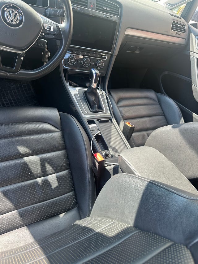 2019 VOLKSWAGEN GOLF - 8