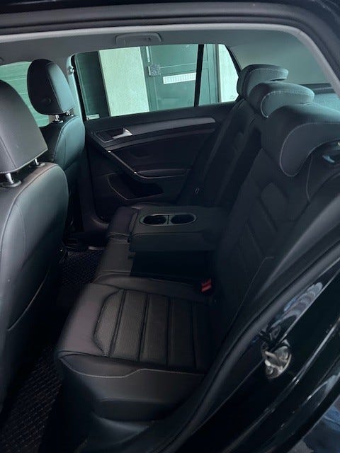 WVWZZZAUZK8901145 2019 VOLKSWAGEN GOLF-4