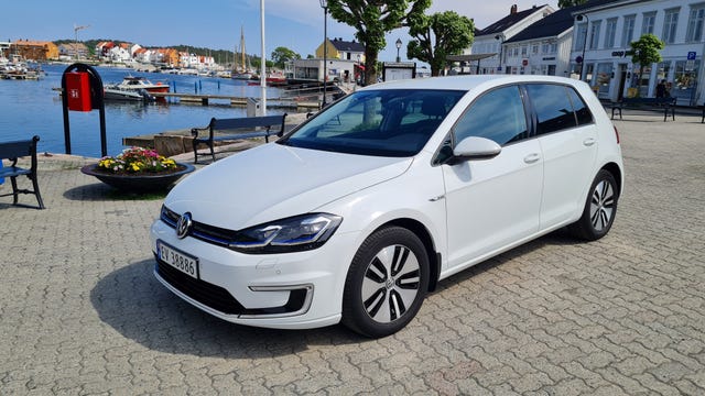 WVWZZZAUZKW905242 2019 VOLKSWAGEN GOLF-0